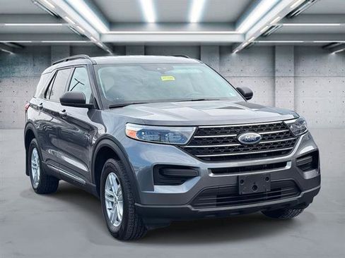 Used 2022 Ford Explorer XLT image 22