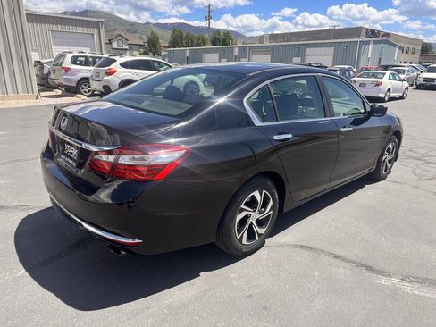 Used 2017 Honda Accord LX image 3