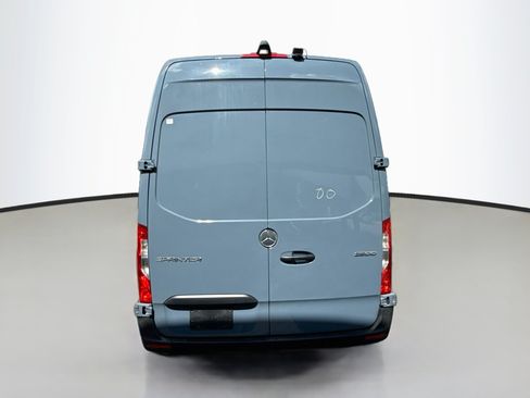 Used 2019 Mercedes-Benz Sprinter 144 image 8