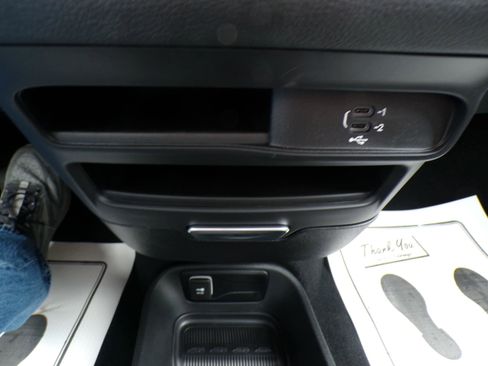 New 2026 Chrysler Pacifica Select image 20