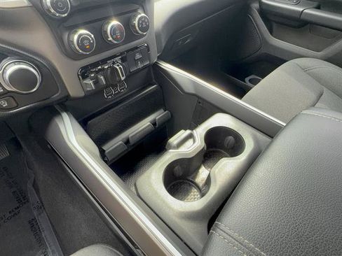 Used 2021 RAM 1500 Big Horn AWD/4WD image 16