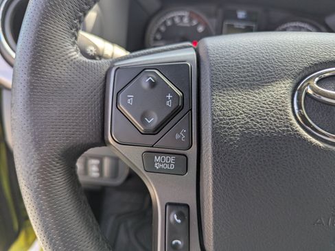 Used 2023 Toyota Tacoma TRD Off-Road AWD/4WD image 14