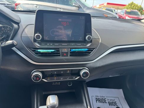 Used 2020 Nissan Altima 2.5 S FWD image 28