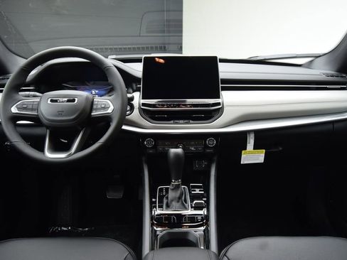 New 2026 Jeep Compass Limited AWD/4WD image 30