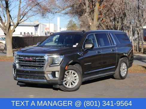 Used 2021 GMC Yukon XL SLT image 1