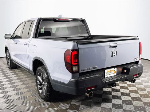 Used 2023 Honda Ridgeline Sport image 6