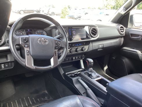 Used 2019 Toyota Tacoma TRD Pro AWD/4WD image 13
