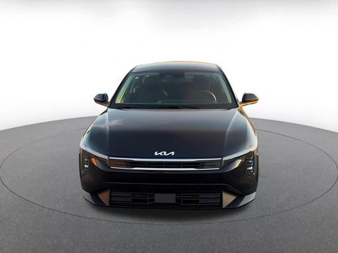Used 2025 Kia K4 FWD image 4