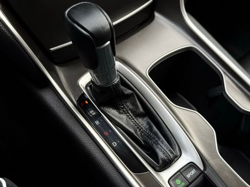 Used 2019 Honda Accord Sport image 45