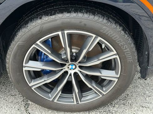Used 2023 BMW X6 xDrive40i w/ M Sport Package AWD/4WD image 11