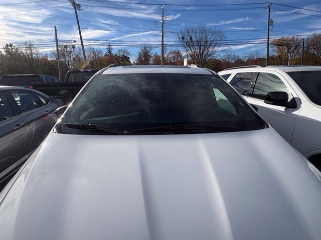 Used 2025 Chrysler Pacifica Limited FWD image 10