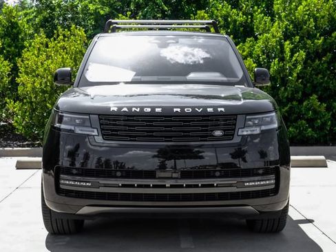 Used 2024 Land Rover Range Rover SE AWD/4WD image 6
