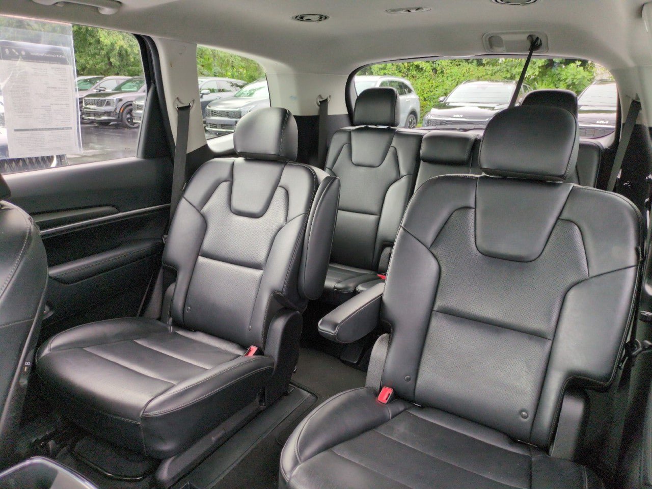 Certified 2024 Kia Telluride S w/ S Sunroof Package FWD image 25
