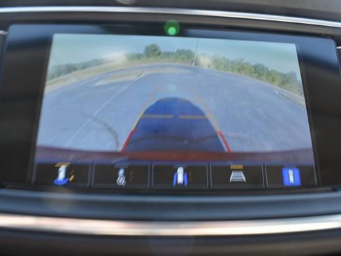 Used 2023 Buick Enclave Premium w/ Experience Buick Package image 21