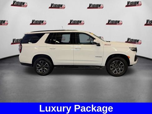 Used 2023 Chevrolet Tahoe Z71 w/ Luxury Package AWD/4WD image 4