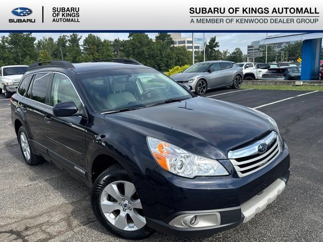 Used 2012 Subaru Outback 2.5i Limited AWD/4WD image 1