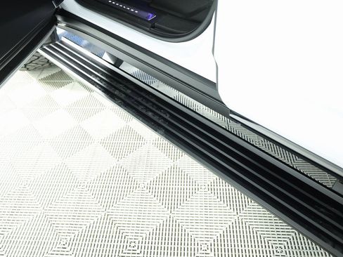 Used 2026 Cadillac Escalade V image 21