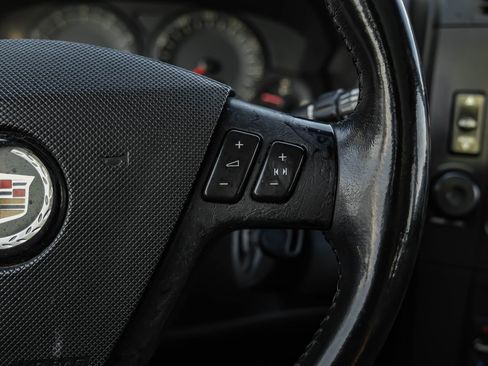 Used 2004 Cadillac SRX AWD/4WD image 16