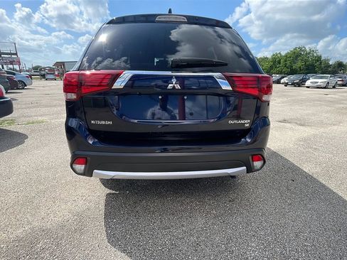 Used 2018 Mitsubishi Outlander LE FWD image 4
