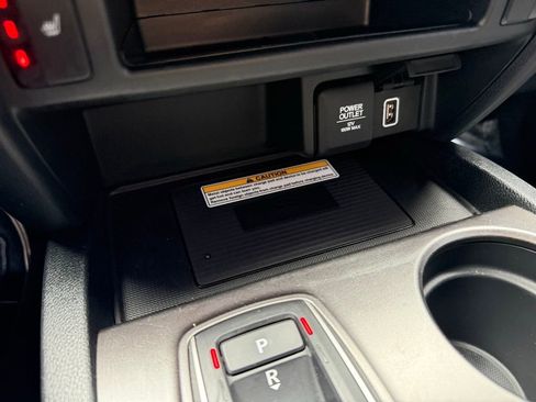 Used 2023 Honda Passport EX-L image 25