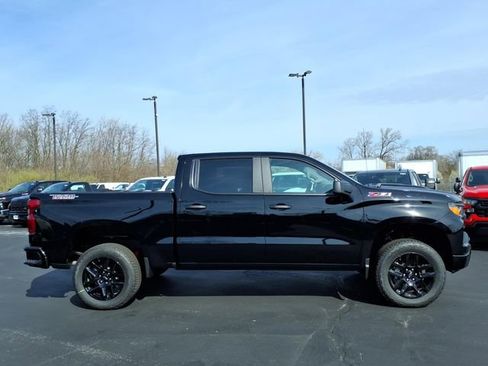 New 2026 Chevrolet Silverado 1500 Custom Trail Boss AWD/4WD image 2