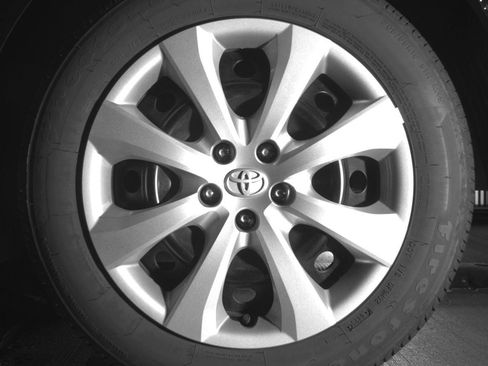 Used 2025 Toyota Corolla LE FWD image 11