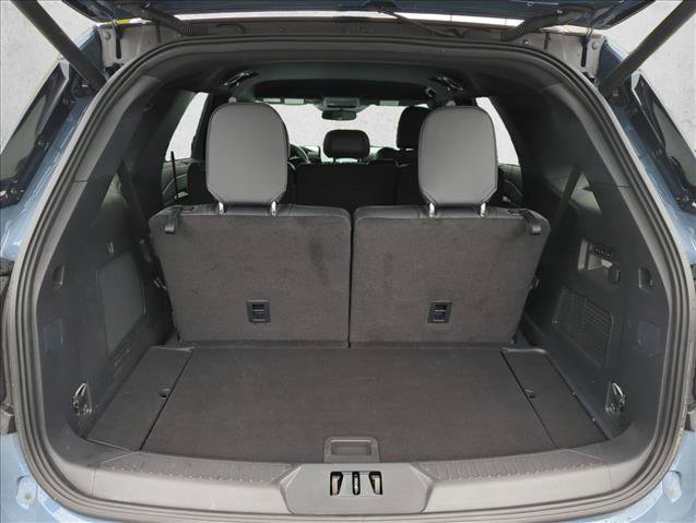 Used 2025 Ford Explorer ST-Line w/ Premium Package RWD image 8
