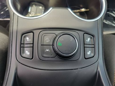 Used 2020 GMC Terrain SLT w/ Preferred Package AWD/4WD image 35