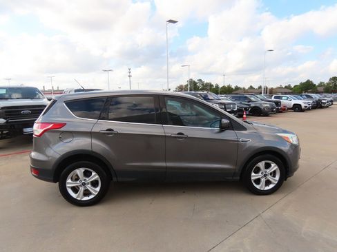 Used 2014 Ford Escape SE image 10