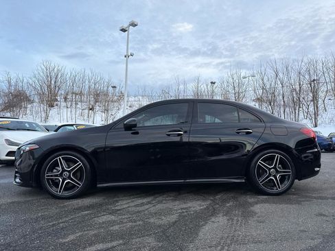 Used 2022 Mercedes-Benz A 220 4MATIC w/ AMG Line image 3