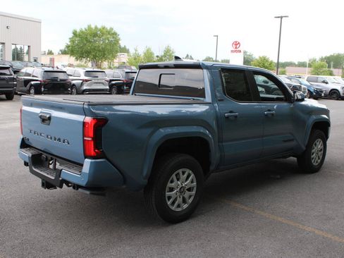 New 2026 Toyota Tacoma SR5 AWD/4WD image 4