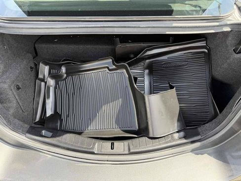 Used 2018 Ford Fusion Energi SE FWD image 13