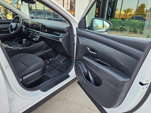 Used 2025 Hyundai Tucson SEL image 28