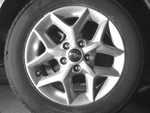 Used 2025 Kia Soul LX w/ LX Technology Package FWD image 22
