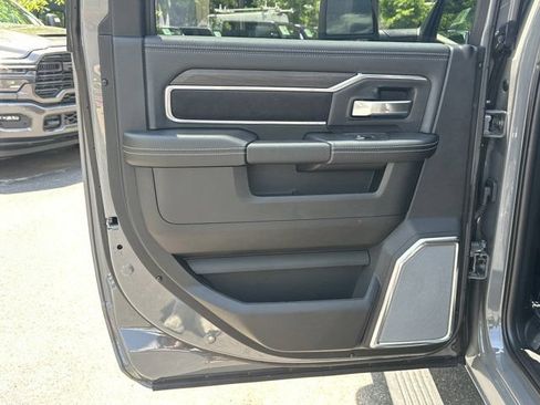 New 2026 RAM 2500 Laramie AWD/4WD image 15