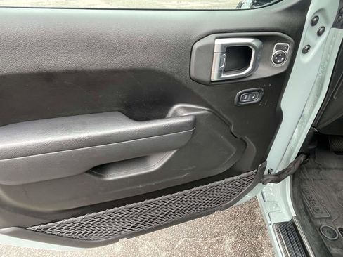 Used 2024 Jeep Wrangler Sport S w/ Convenience Group image 19