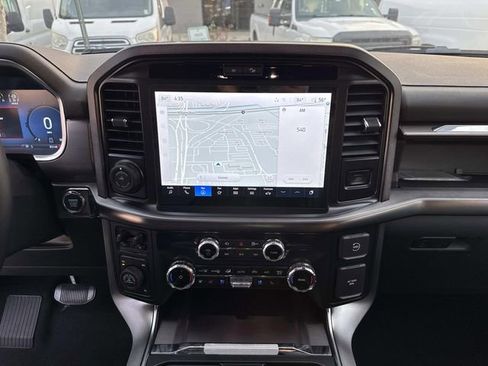 New 2025 Ford F150 Platinum w/ FX4 Off-Road Package image 9