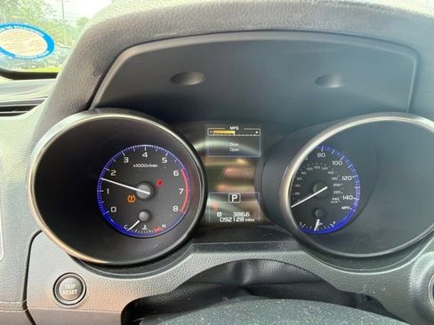 Used 2019 Subaru Outback 2.5i Limited AWD/4WD image 10