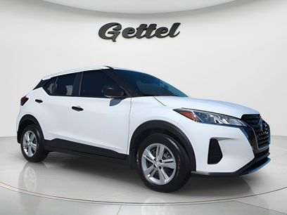 Certified 2025 Nissan Kicks Play S