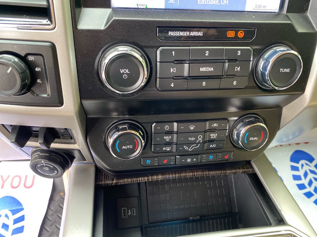 Used 2020 Ford F250 Lariat w/ Lariat Ultimate Package AWD/4WD image 17