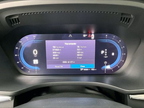 Used 2025 Volvo XC60 B5 Plus w/ Protection Package Premier image 27