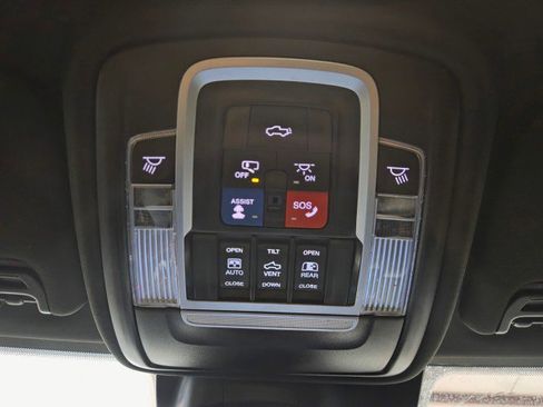 Used 2024 RAM 3500 Limited image 65