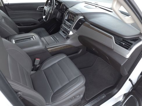 Used 2019 GMC Yukon XL Denali w/ Open Road Package image 48