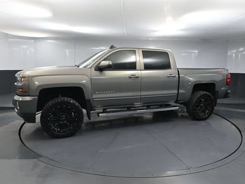 Used 2017 Chevrolet Silverado 1500 LT w/ All Star Edition AWD/4WD image 12