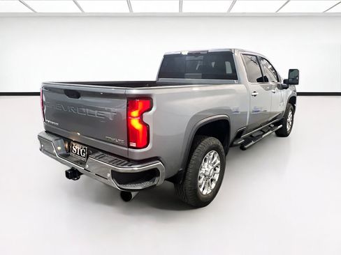 Used 2025 Chevrolet Silverado 2500 LTZ w/ LTZ Convenience Package AWD/4WD image 4