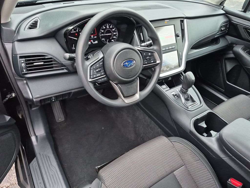Used 2024 Subaru Outback AWD/4WD image 12
