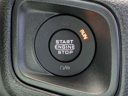 New 2026 Jeep Gladiator Sport AWD/4WD image 30
