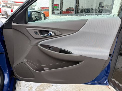 Used 2023 Chevrolet Malibu LT image 11