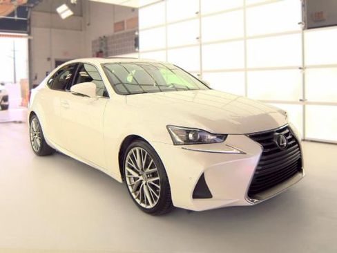 Used 2018 Lexus IS 300 AWD image 1