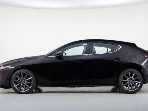 Used 2022 MAZDA MAZDA3 s image 8